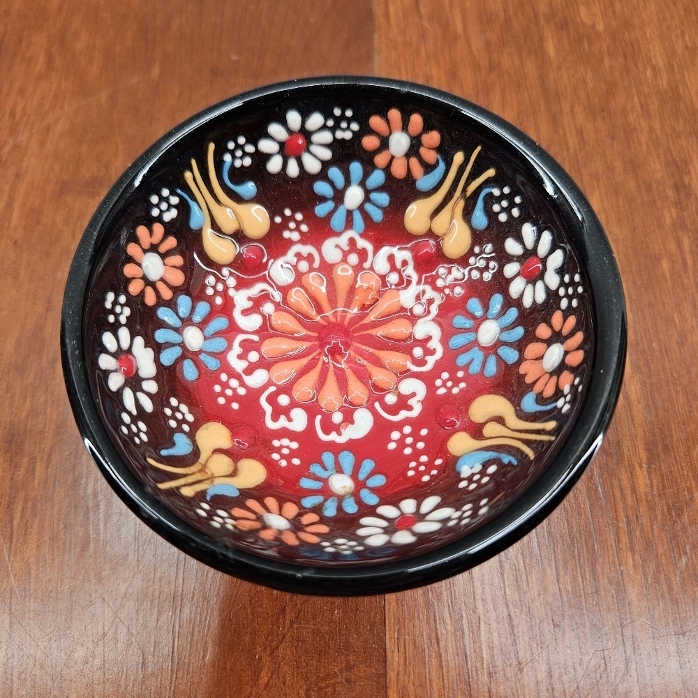 Handmade‎ Ceramic Folk Art Decorative Dipping or Trinkit Bowl Red Black Floral